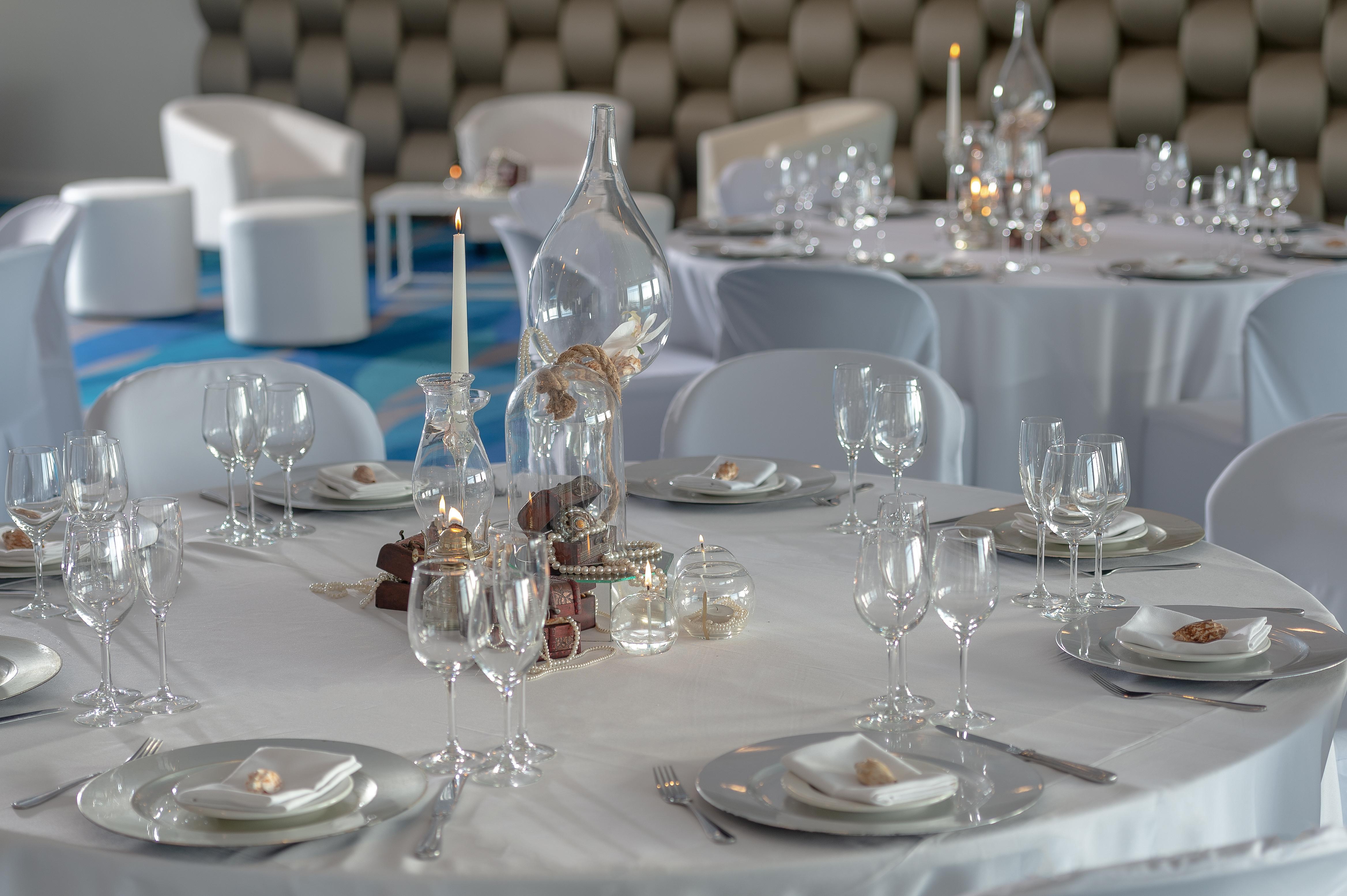 Radisson Collection Hotel, Waterfront