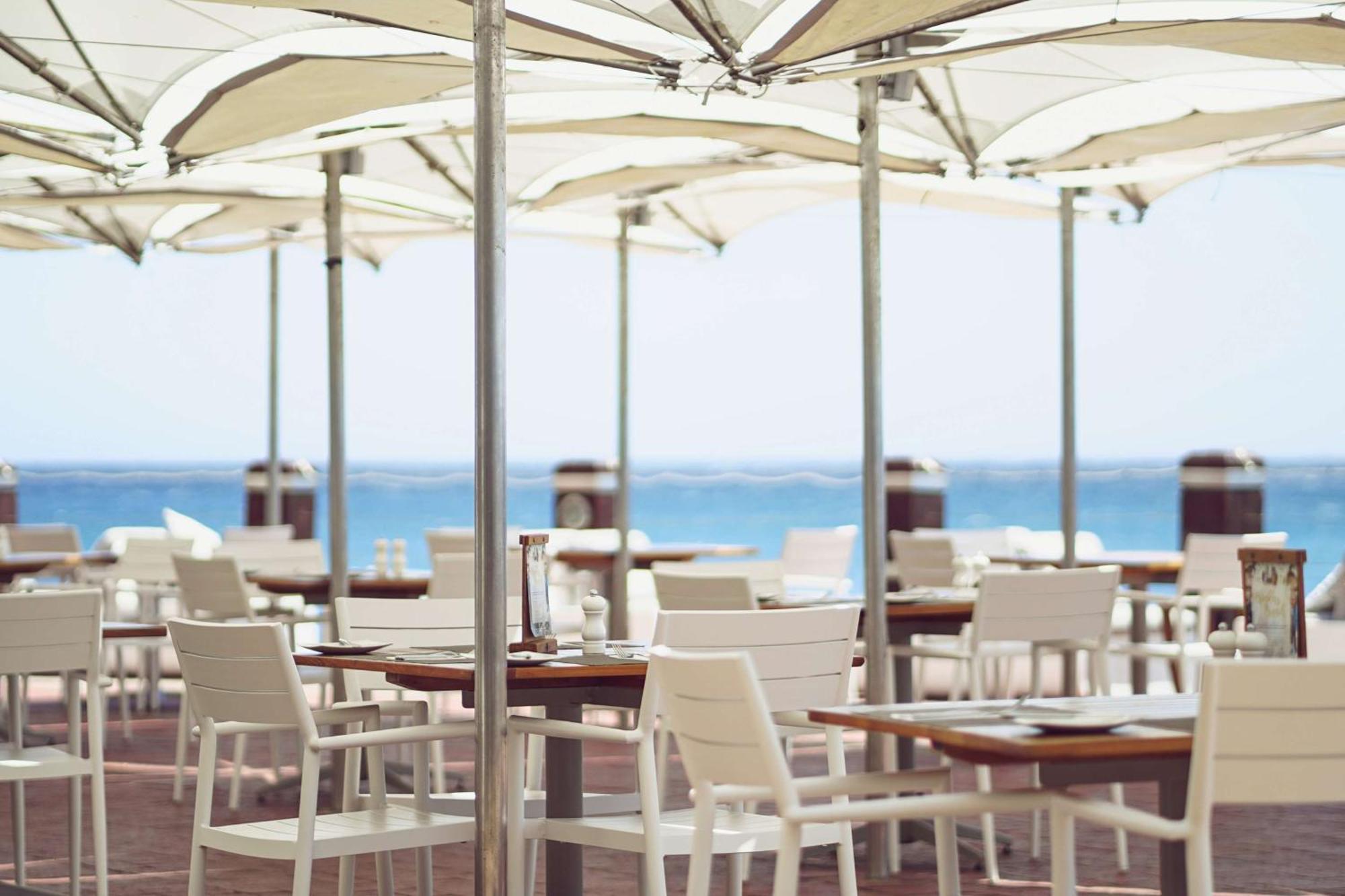 Radisson Collection Hotel, Waterfront Cape Town