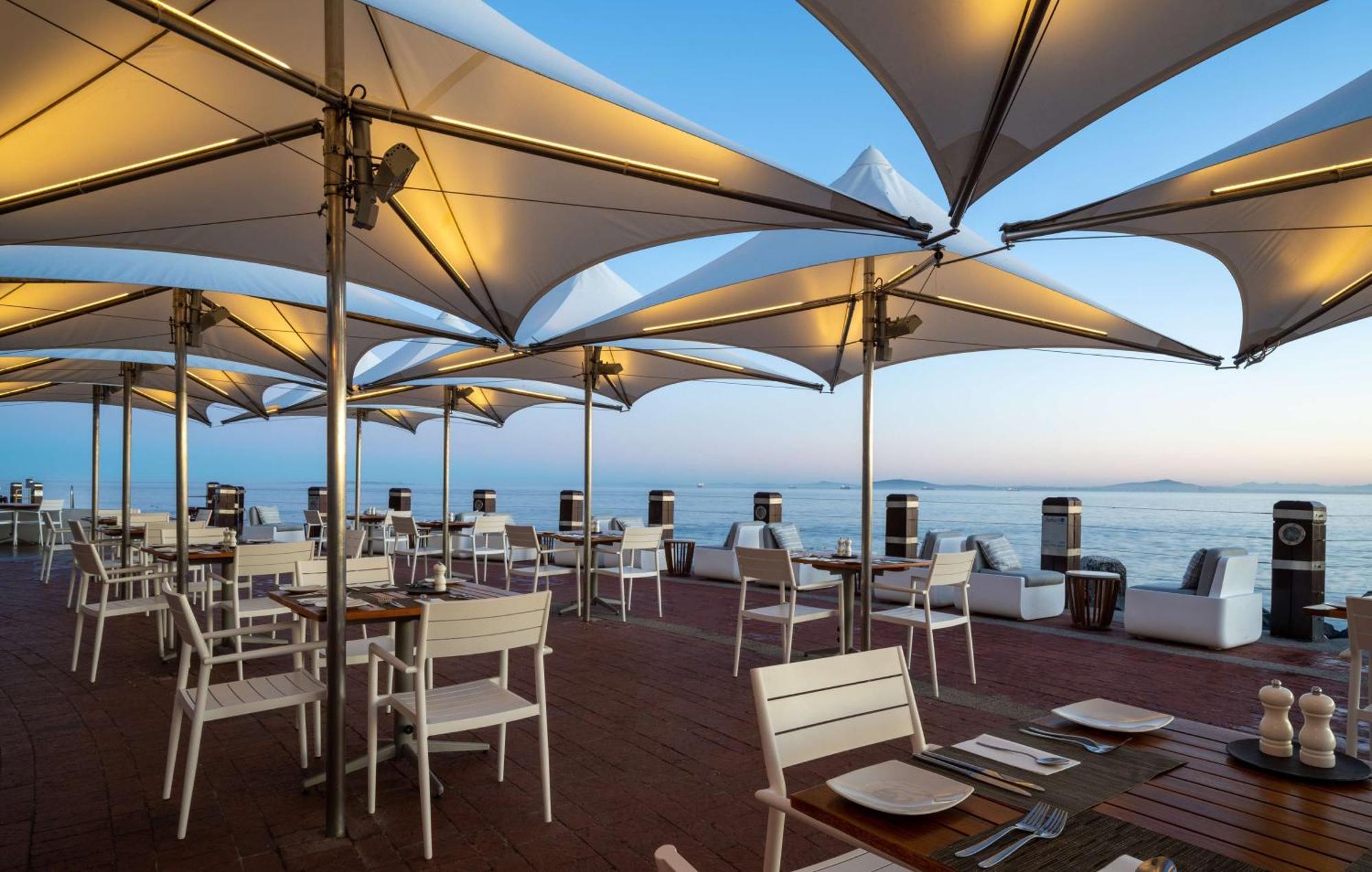 Radisson Collection Hotel, Waterfront Hotel 5*
